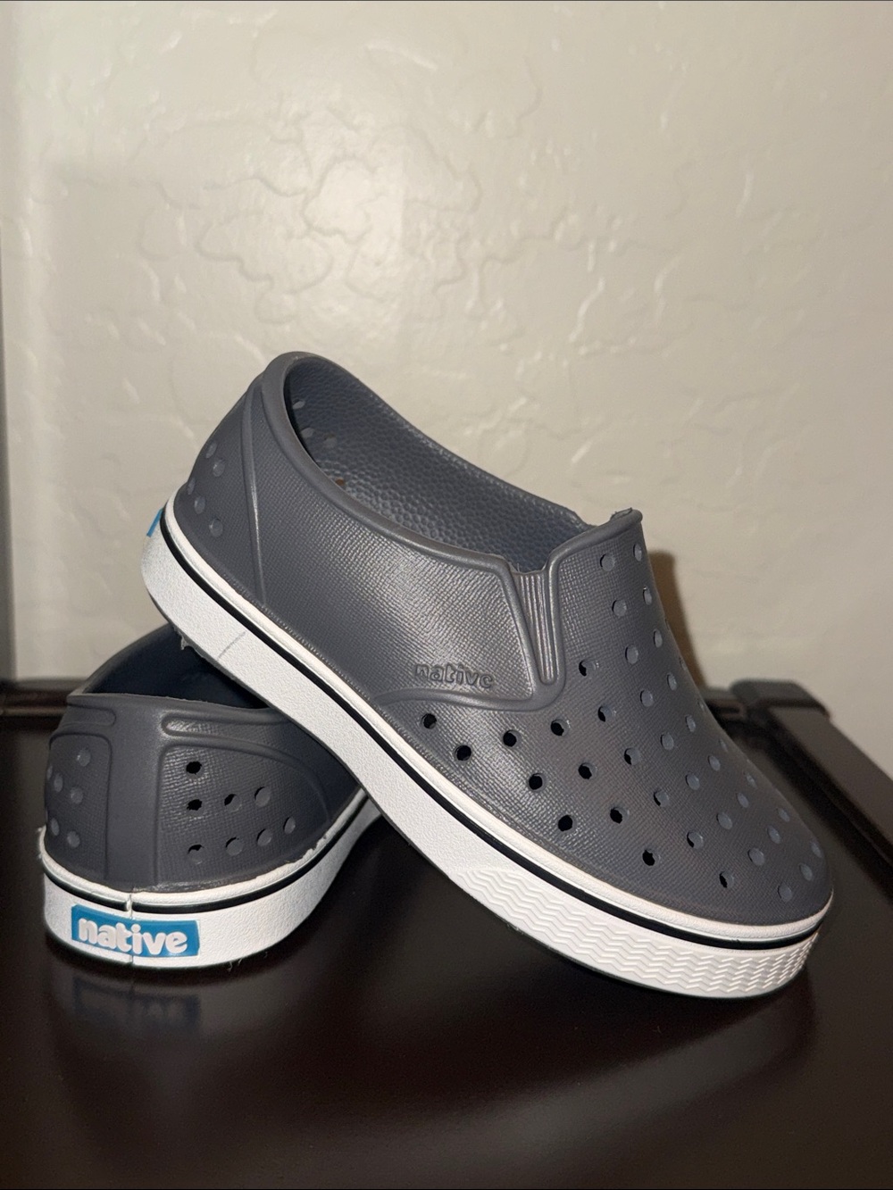 NATIVE | Miles Water Shoe, Toddler Size C 9 Grey Neutral Boy Girl
